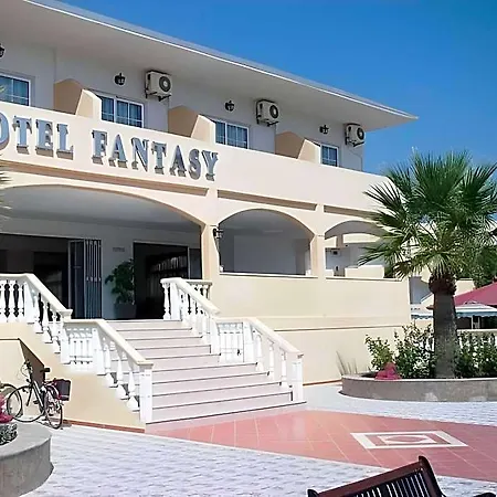 Fantasy Hotel 2*
