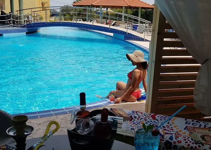 Fantasy 2* كولومبيا